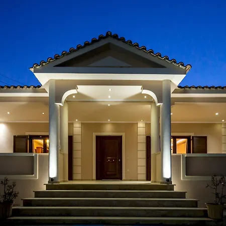 Hidden Heaven Luxury וילה