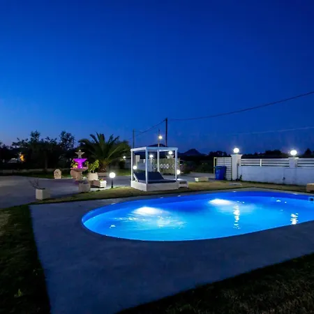 Hidden Heaven Luxury Villa *